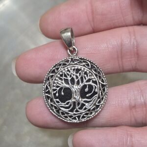Sterling Silver Tree of Life Onyx Stone Pendant
